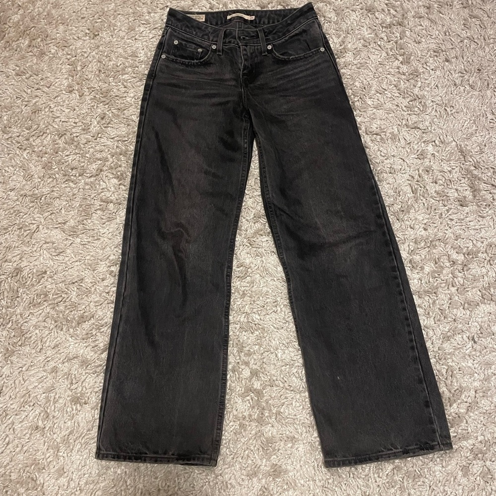 Levi’s Low Loose black jeans